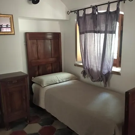 مزرعة للإقامة Le Rotte